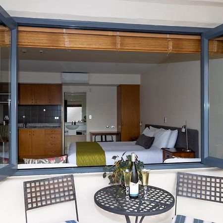 Harvest Lodge Motel Havelock North Bagian luar foto