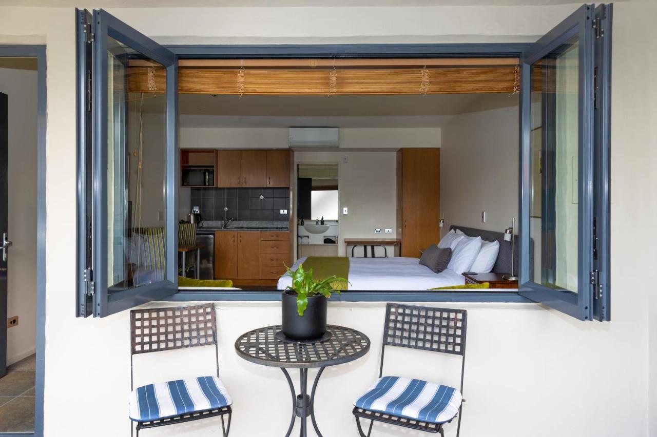 Harvest Lodge Motel Havelock North Bagian luar foto