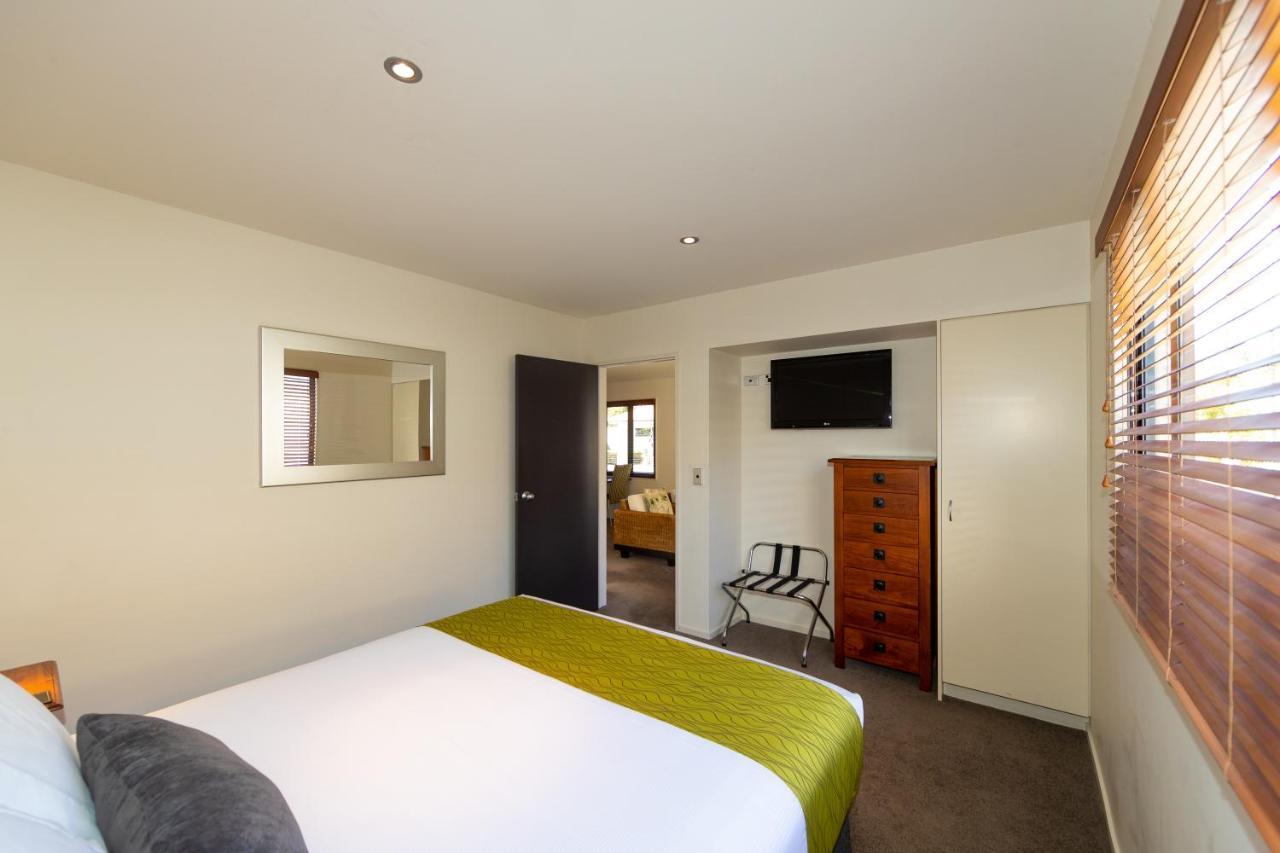 Harvest Lodge Motel Havelock North Bagian luar foto