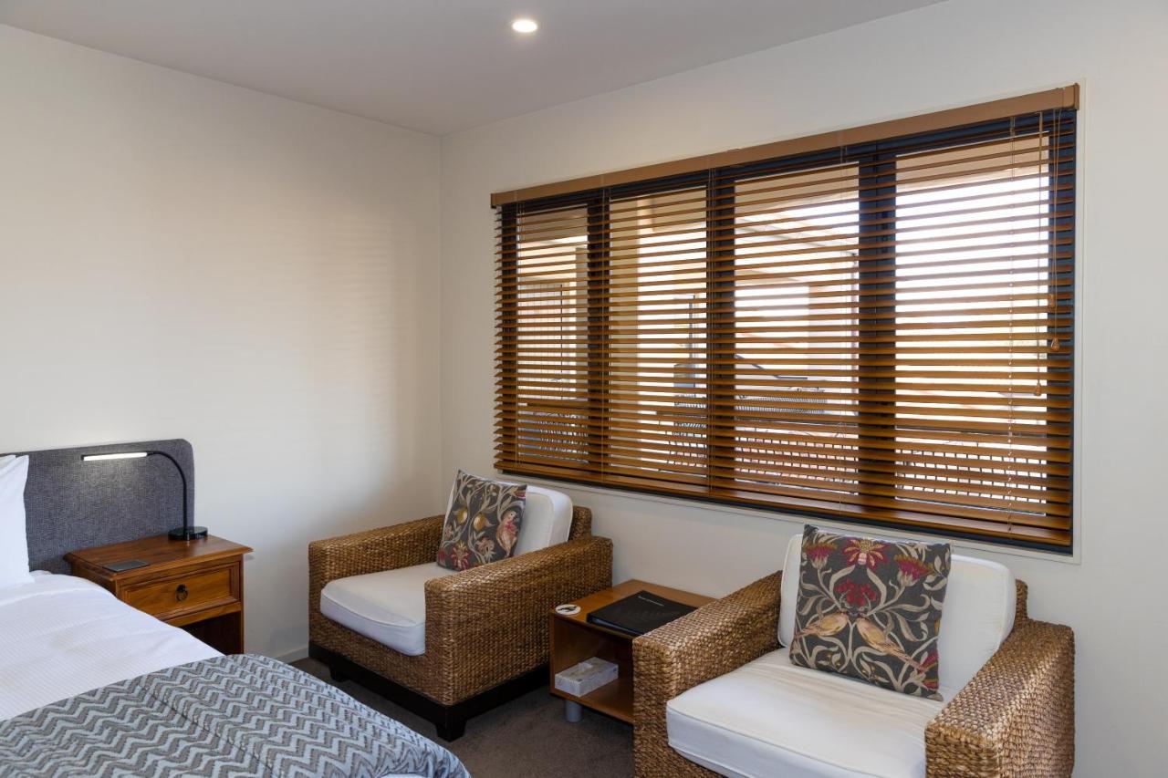Harvest Lodge Motel Havelock North Bagian luar foto
