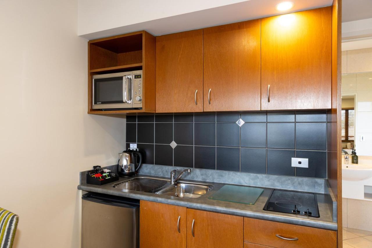 Harvest Lodge Motel Havelock North Bagian luar foto